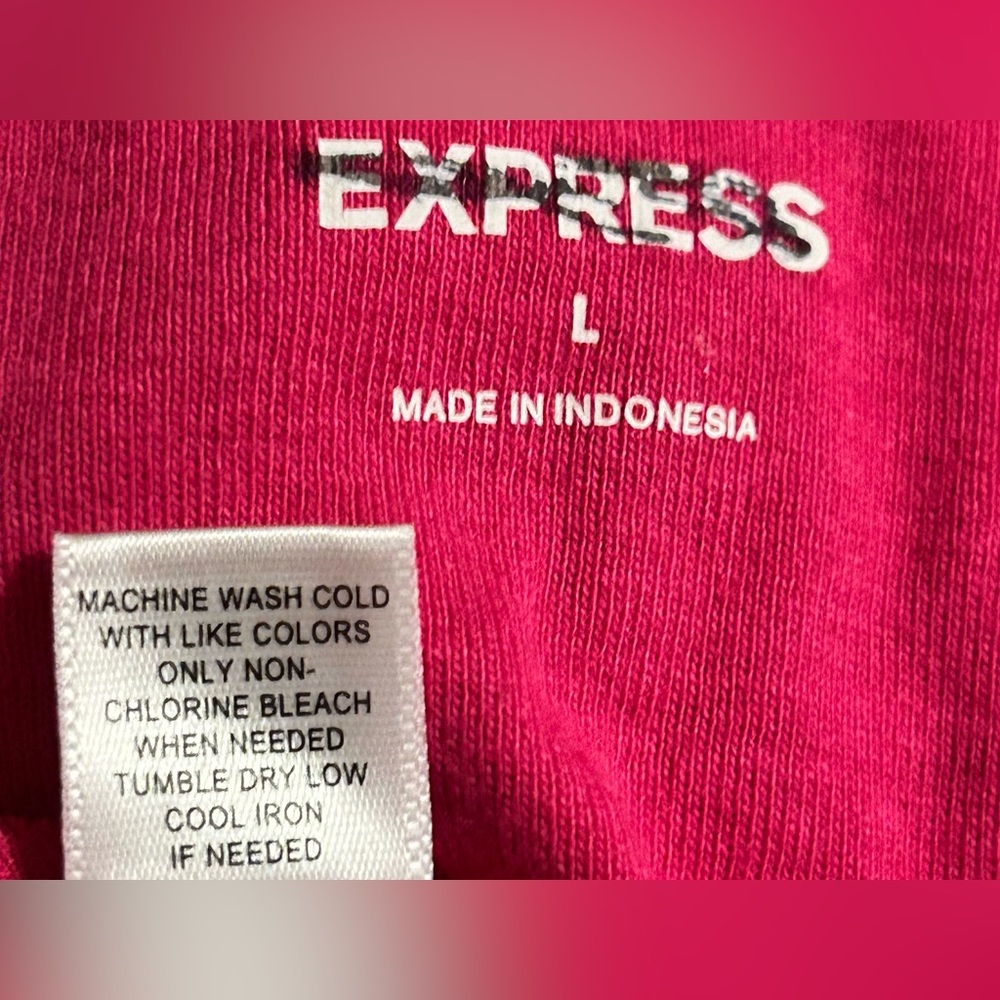 Express pink y2k V-Neck sweater T-shirt blouse size large - Picture 7 of 7
